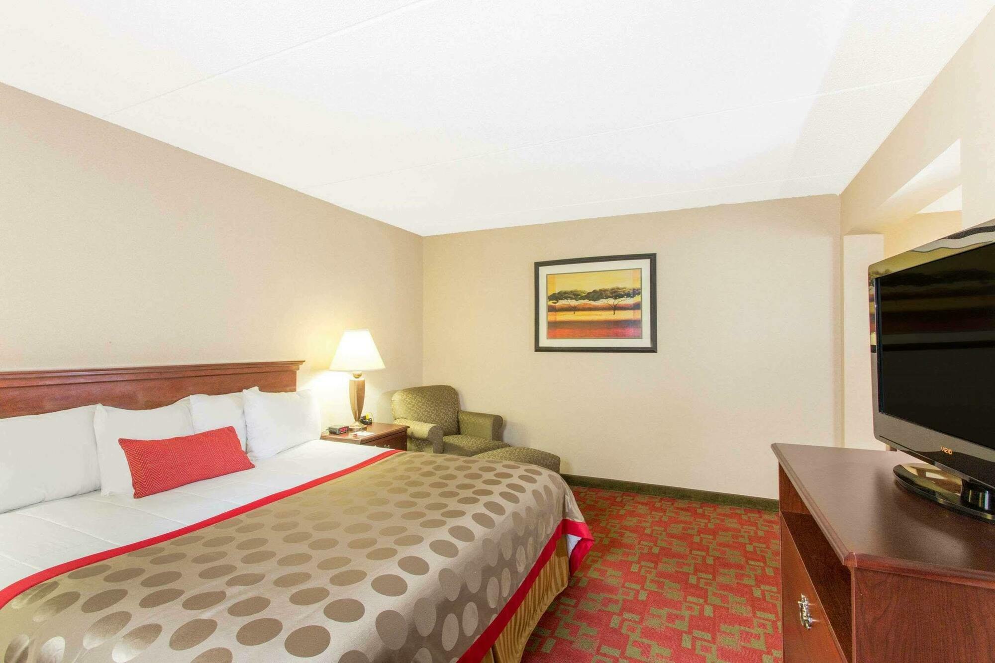 Ramada By Wyndham Hendersonville Esterno foto