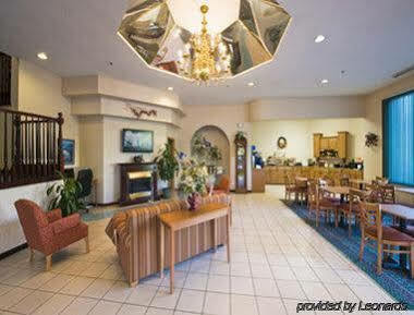 Ramada By Wyndham Hendersonville Esterno foto
